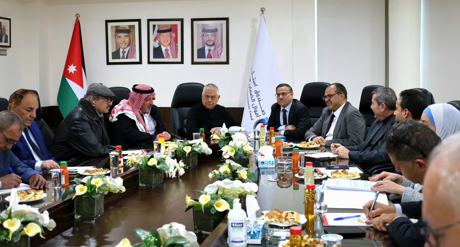 Madar Al-Saa Images 0.6403818341635985