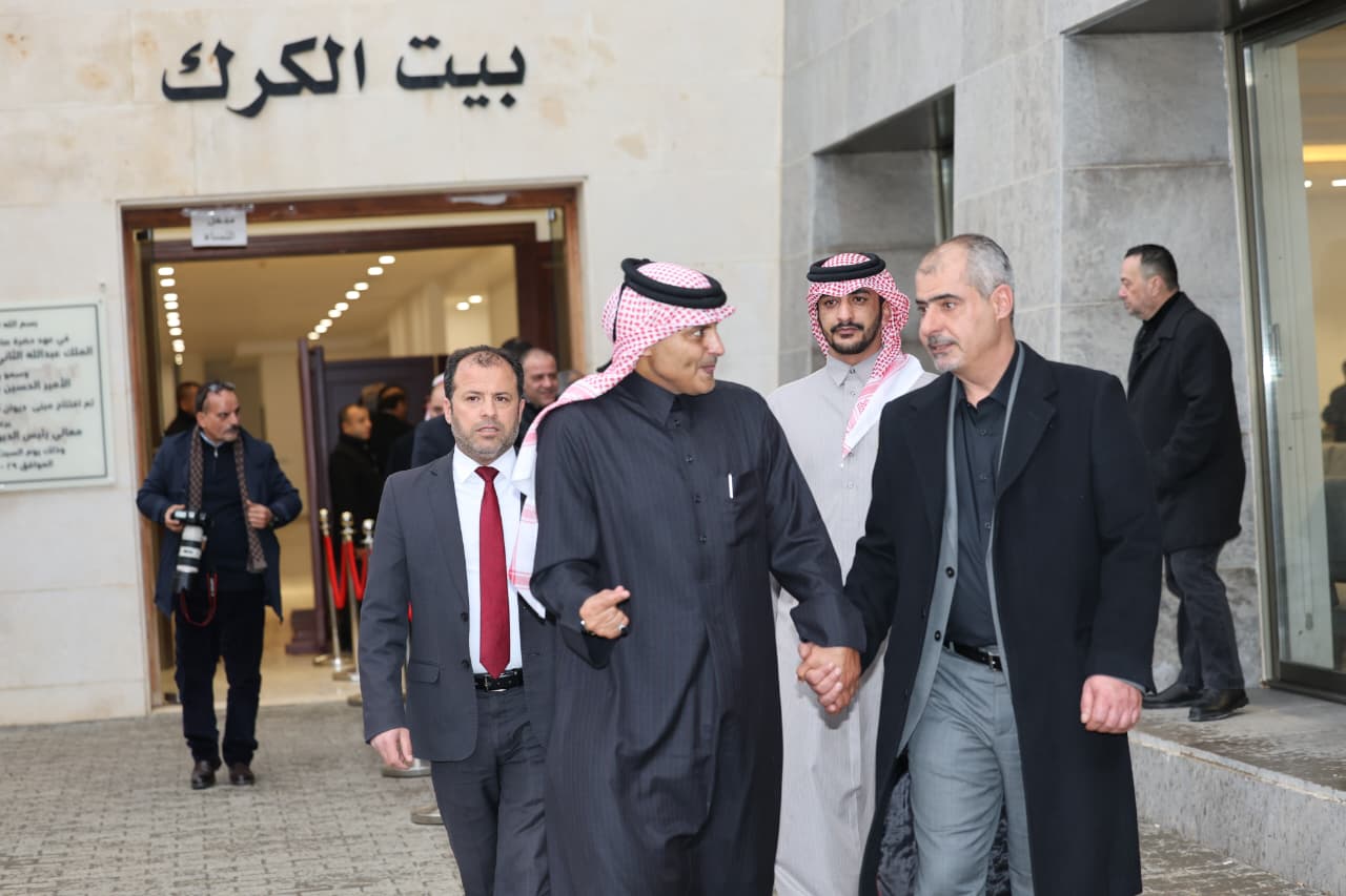 Madar Al-Saa Images 0.6313853447777601