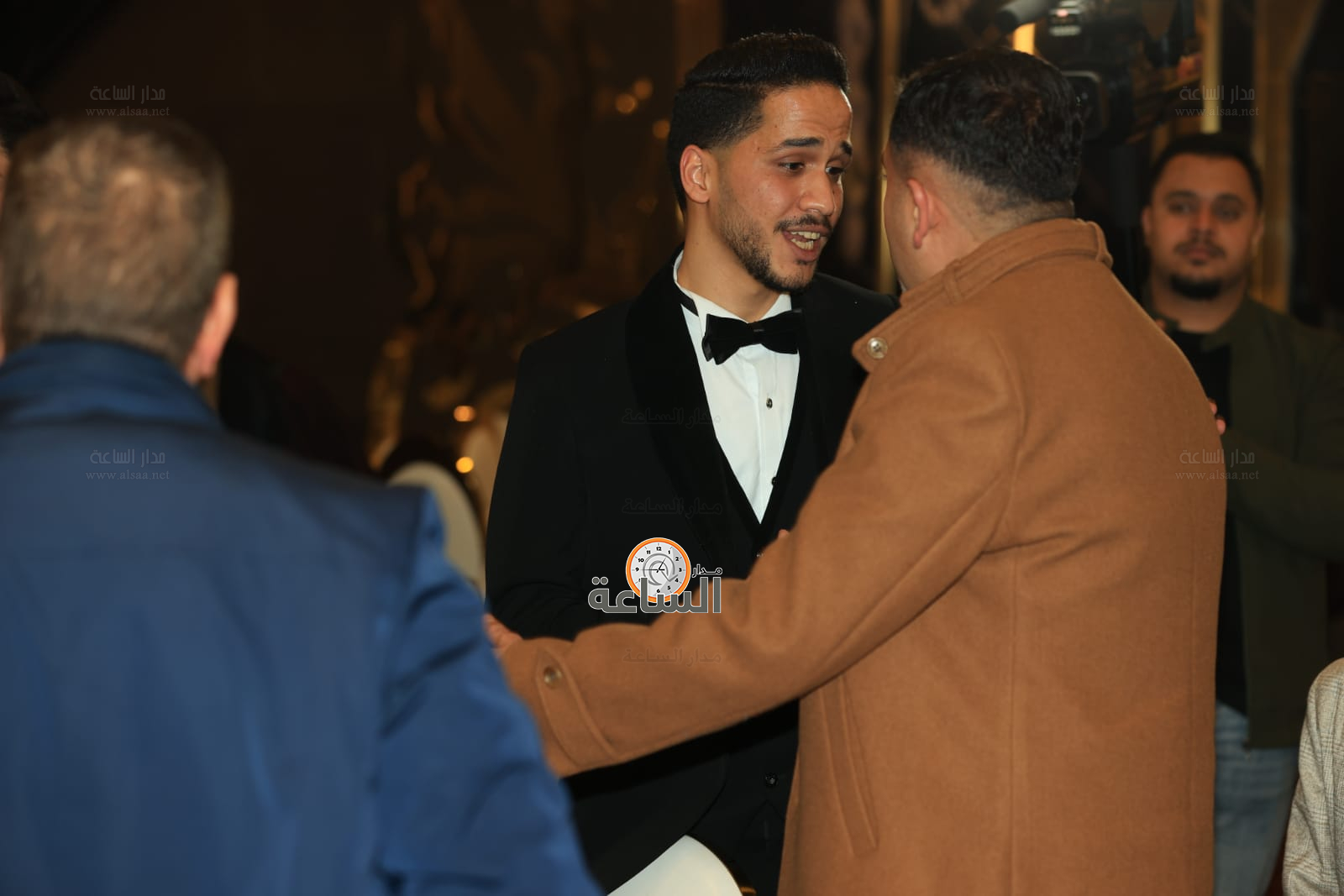 Madar Al-Saa Images 0.716557075471813