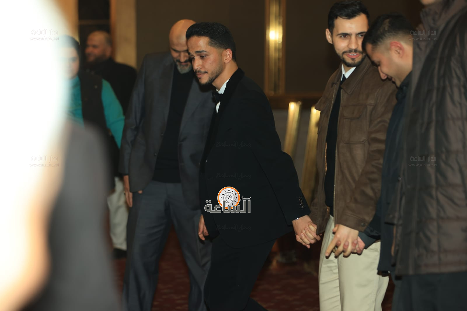 Madar Al-Saa Images 0.6102119083033872