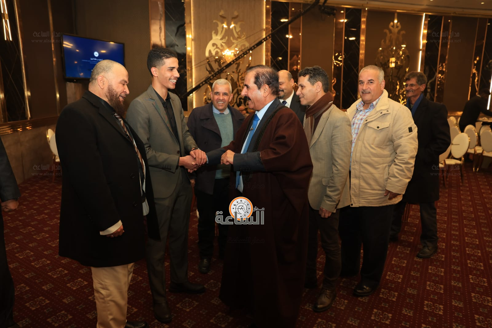 Madar Al-Saa Images 0.851654641775992