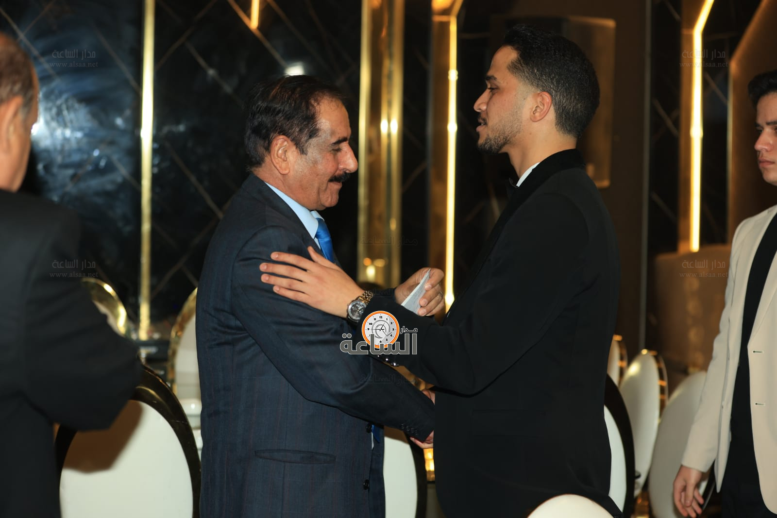 Madar Al-Saa Images 0.6639355523881373