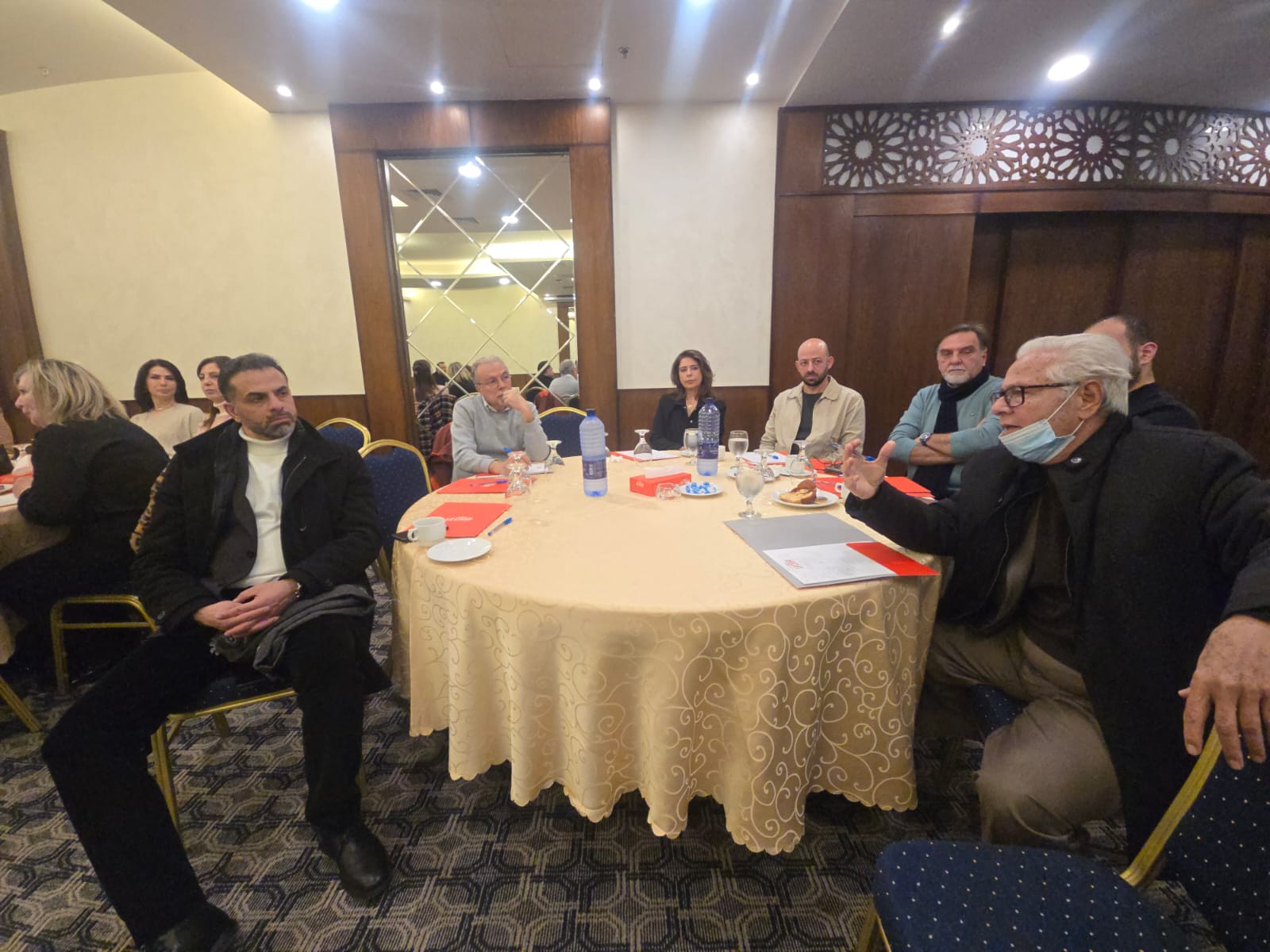 Madar Al-Saa Images 0.61250898917267