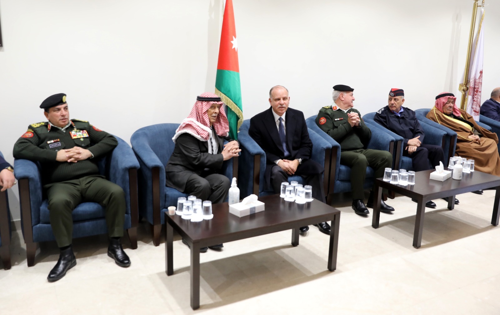 Madar Al-Saa Images 0.7055695427146441