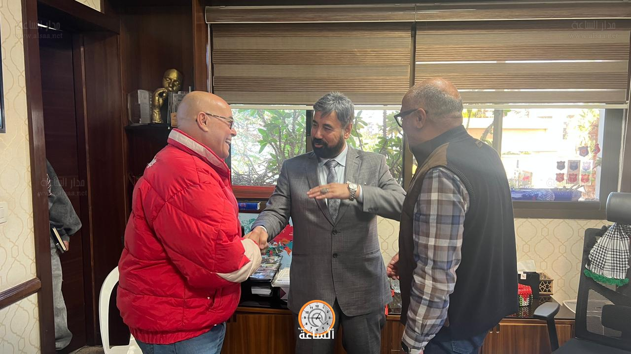 Madar Al-Saa Images 0.7150861550881213