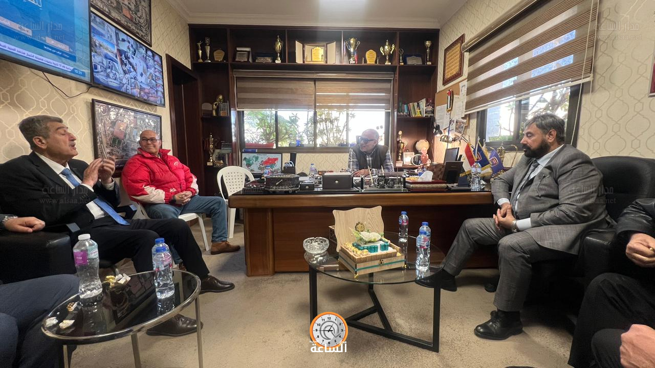 Madar Al-Saa Images 0.7073662178656214