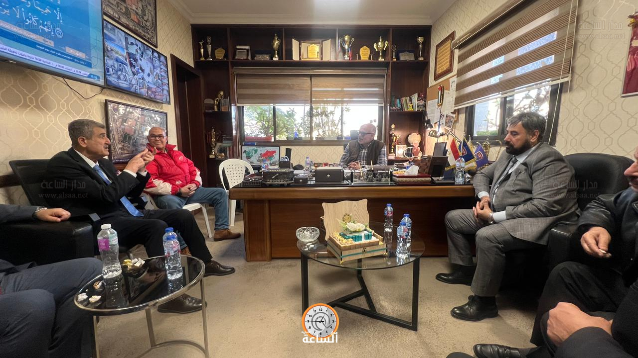 Madar Al-Saa Images 0.810331737539888