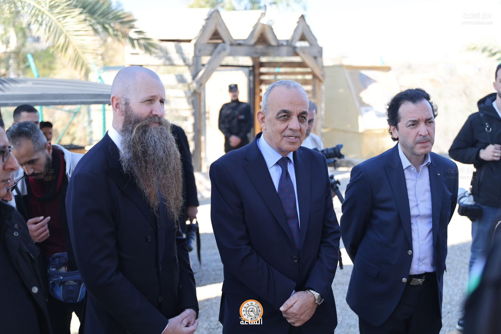 Madar Al-Saa Images 0.3252662621925624