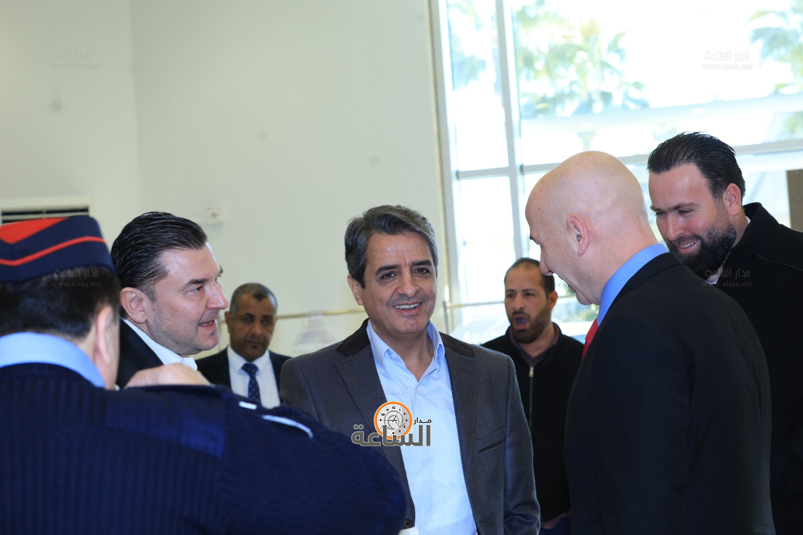 Madar Al-Saa Images 0.9380349499044139