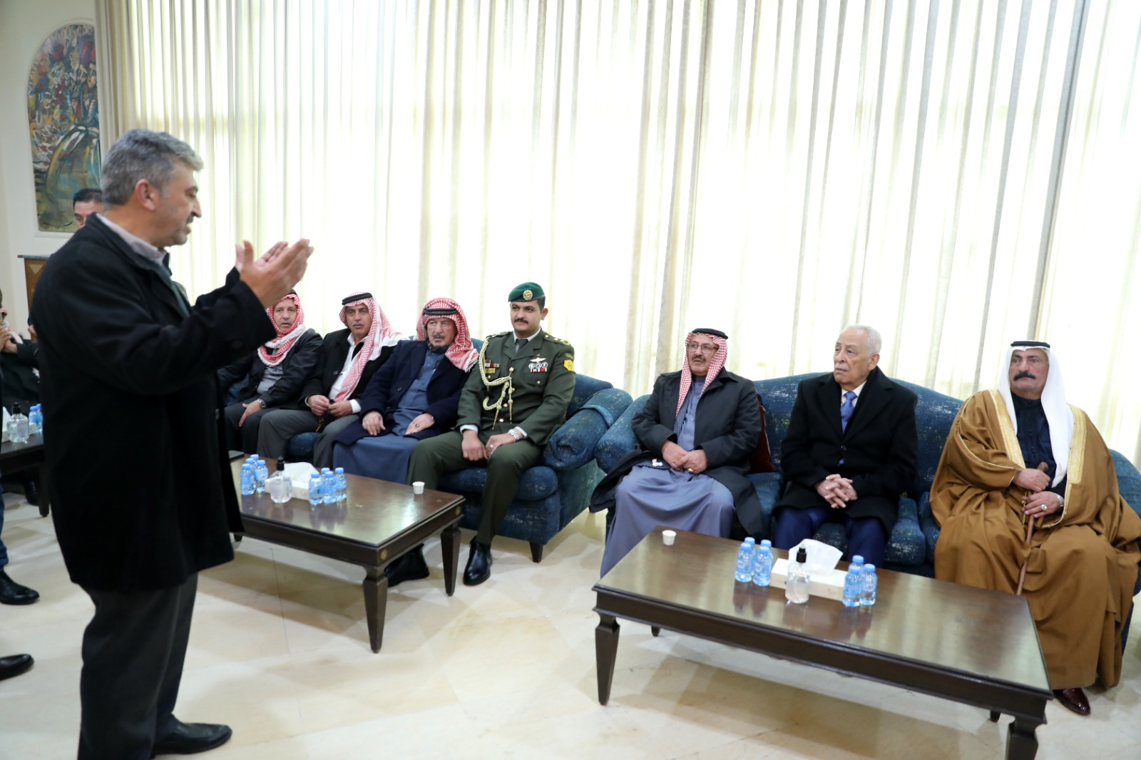 Madar Al-Saa Images 0.708450609570093