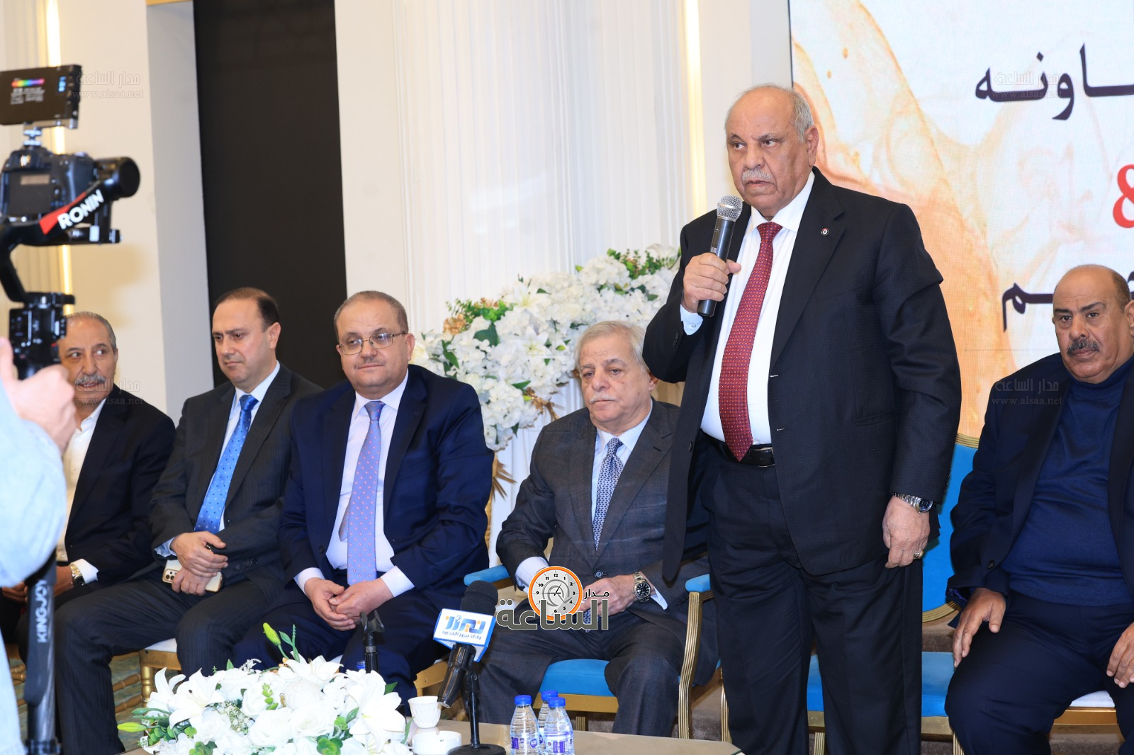 Madar Al-Saa Images 0.9975295330713579