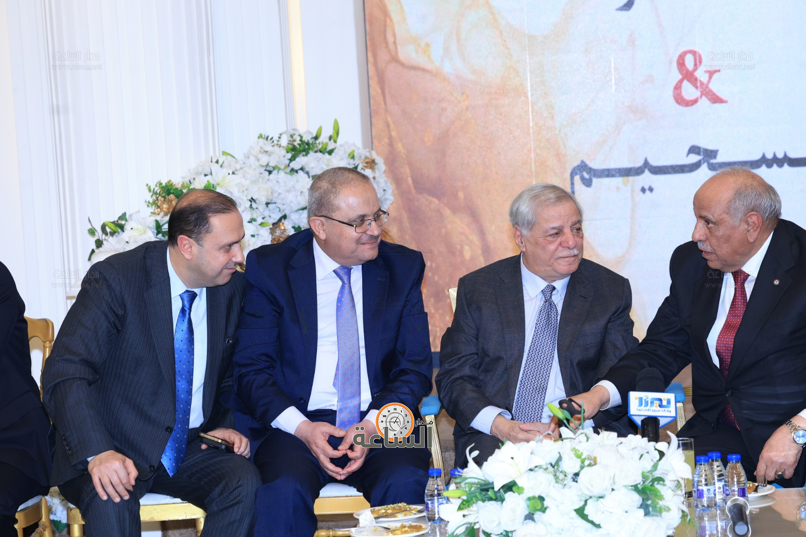 Madar Al-Saa Images 0.6816759147133755