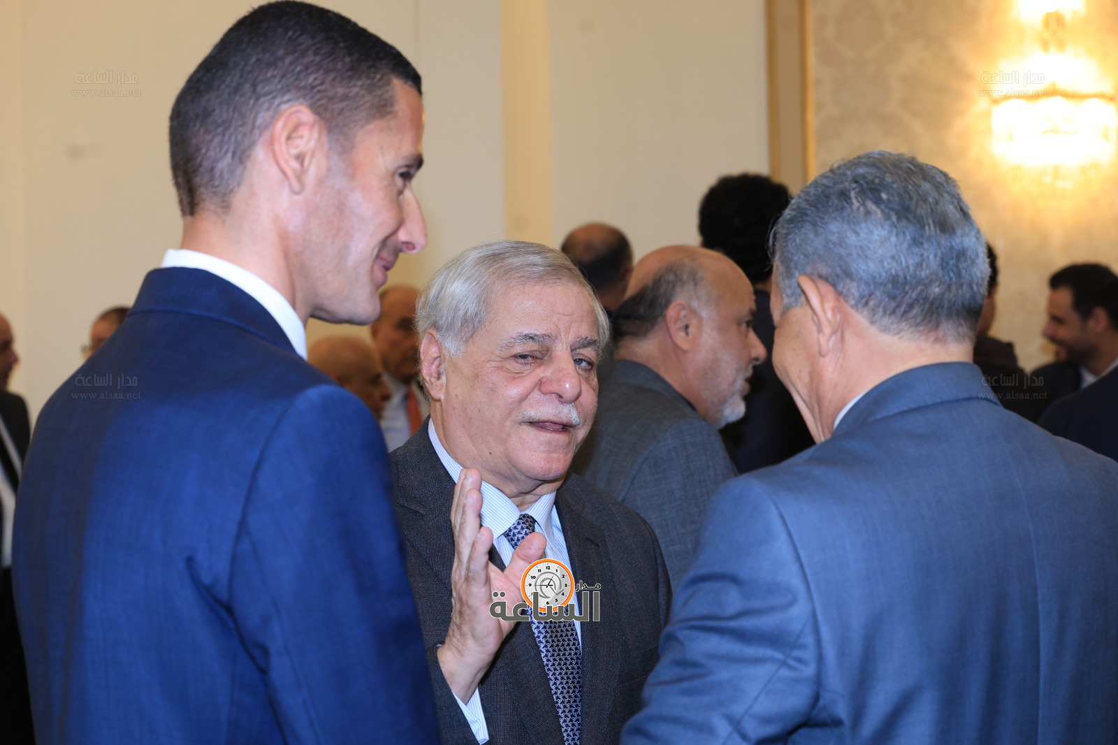 Madar Al-Saa Images 0.715378808983814