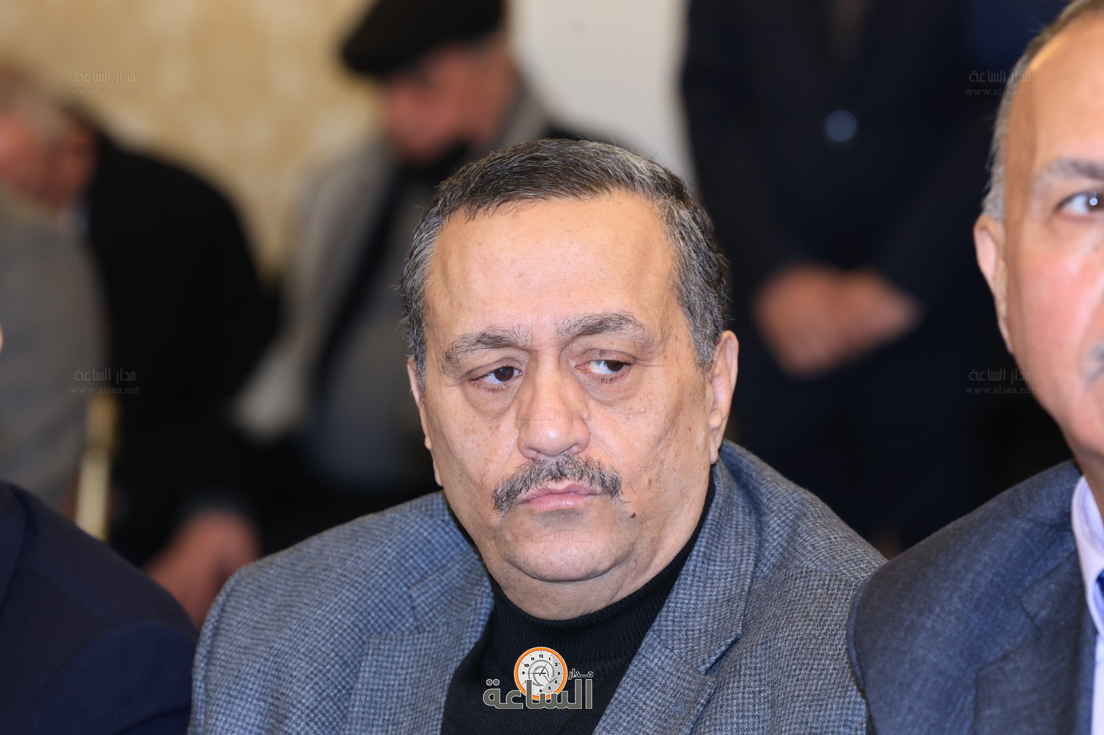 Madar Al-Saa Images 0.8327518725446802