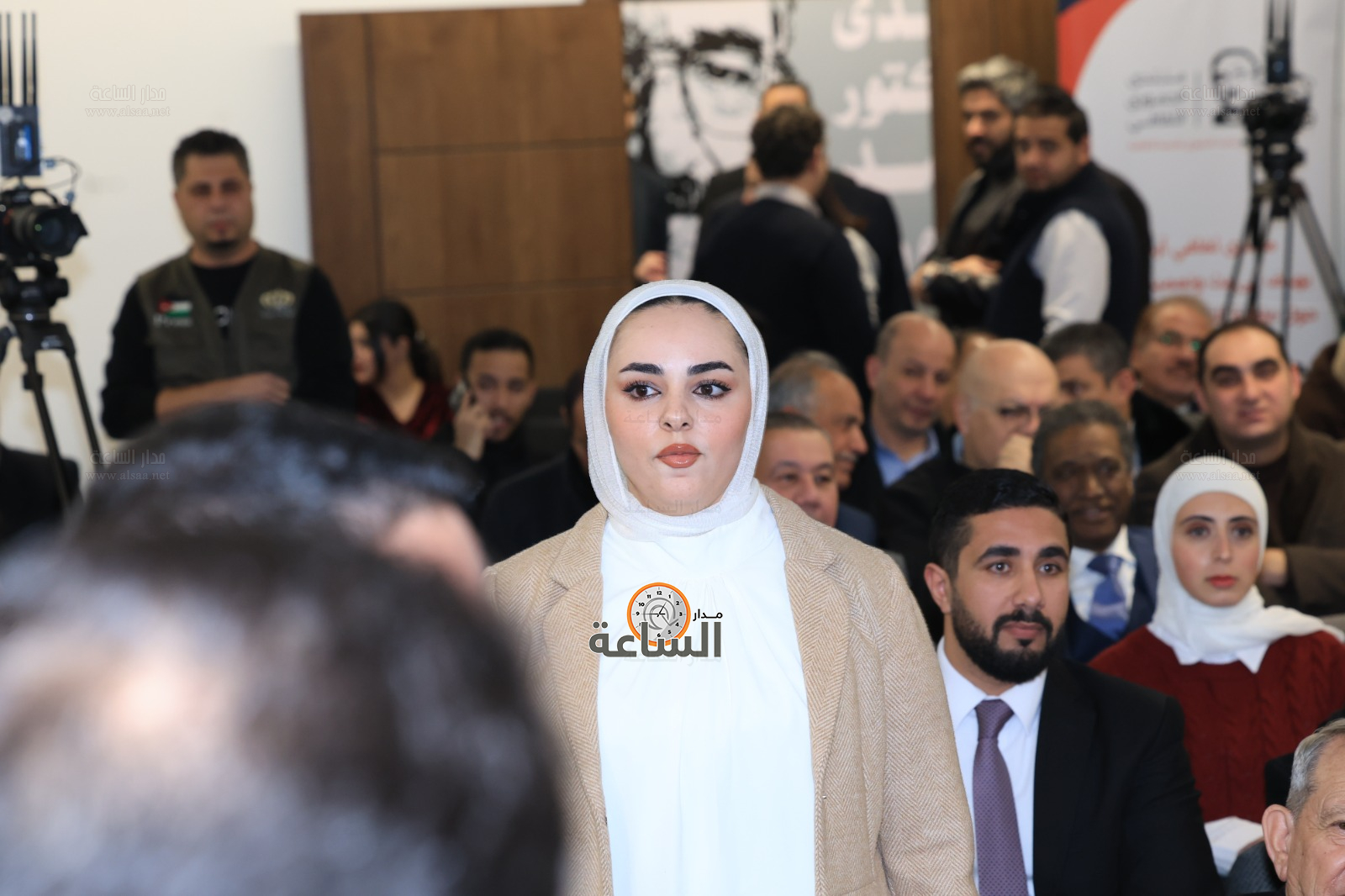 Madar Al-Saa Images 0.40623910081736414