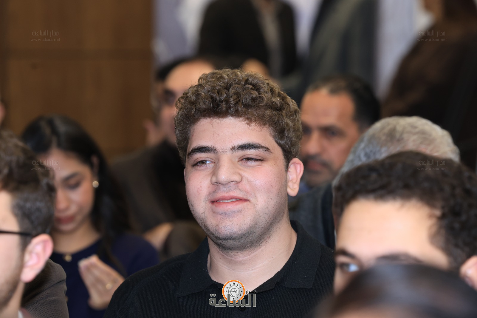 Madar Al-Saa Images 0.571448870323724