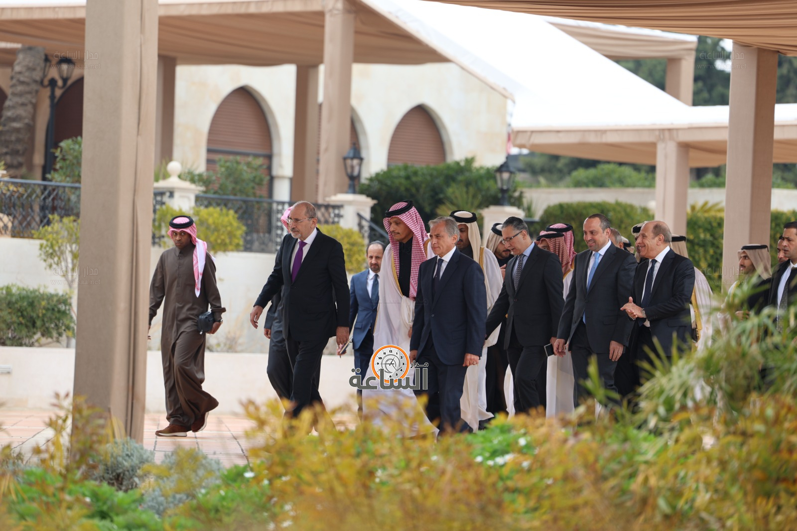 Madar Al-Saa Images 0.1509293895277778