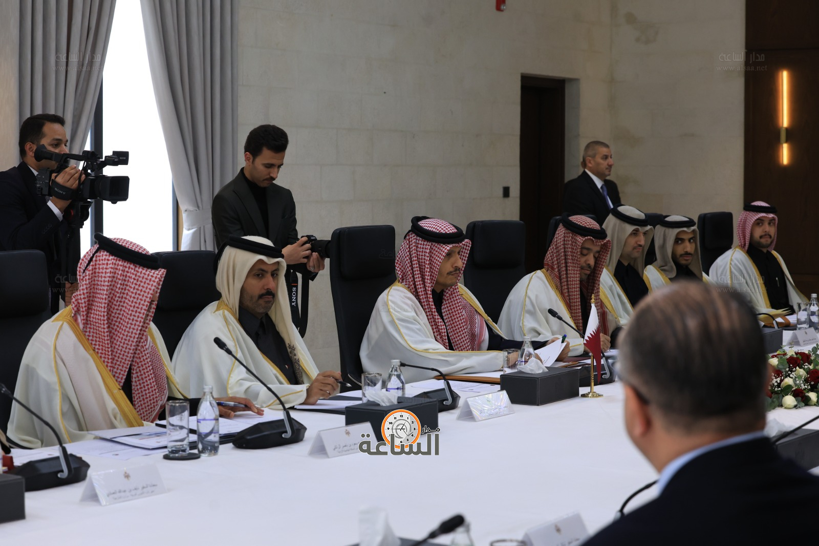 Madar Al-Saa Images 0.15789170254082396