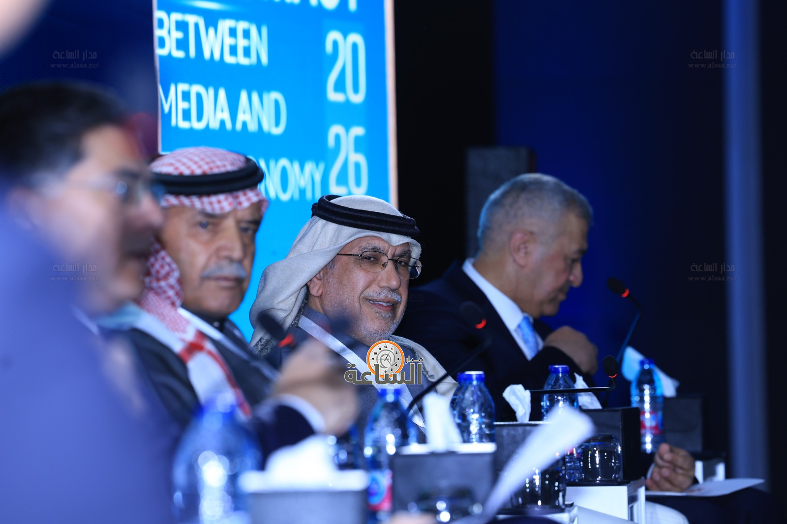 Madar Al-Saa Images 0.038384448357659307