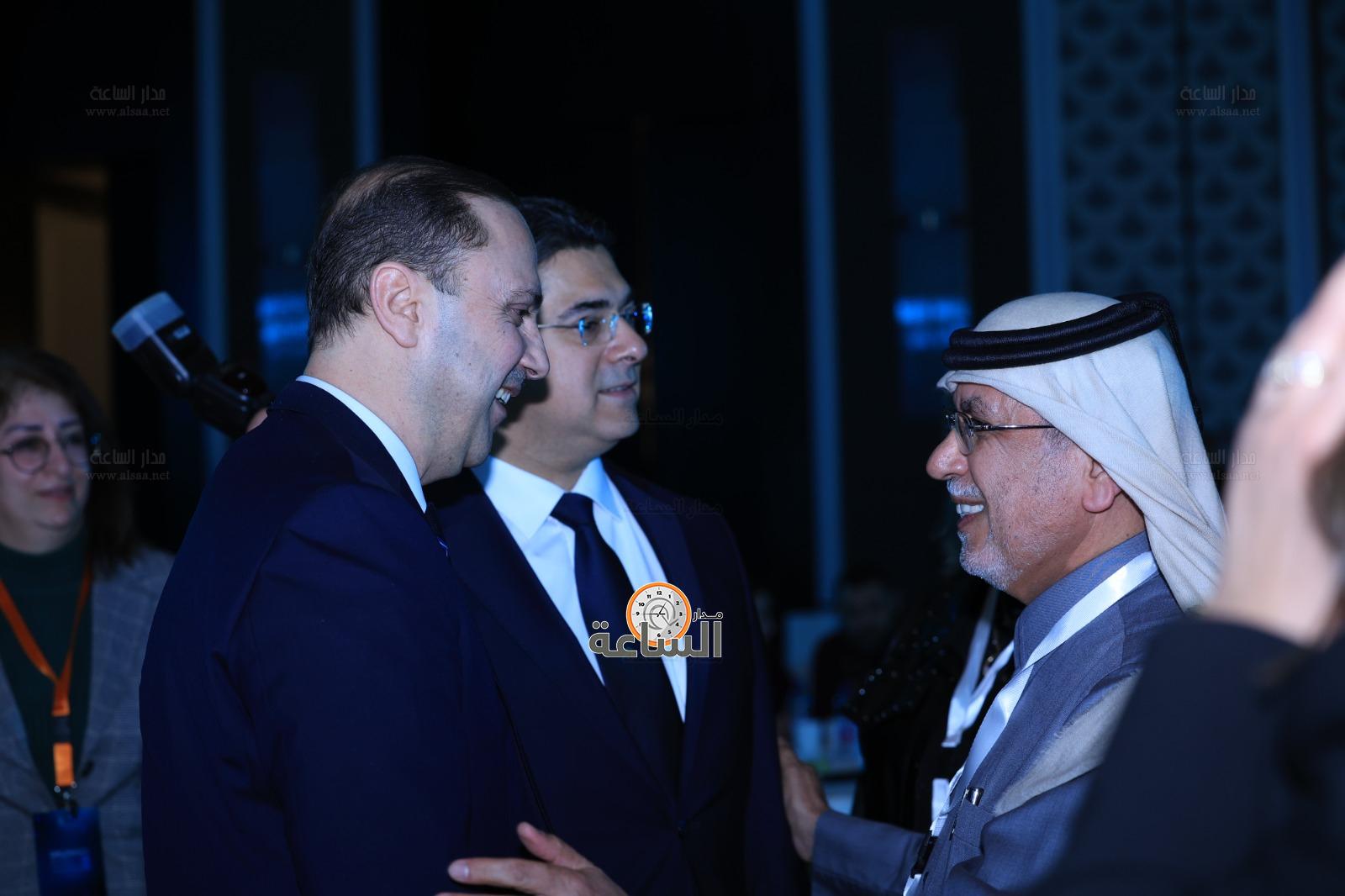 Madar Al-Saa Images 0.4196786132247382