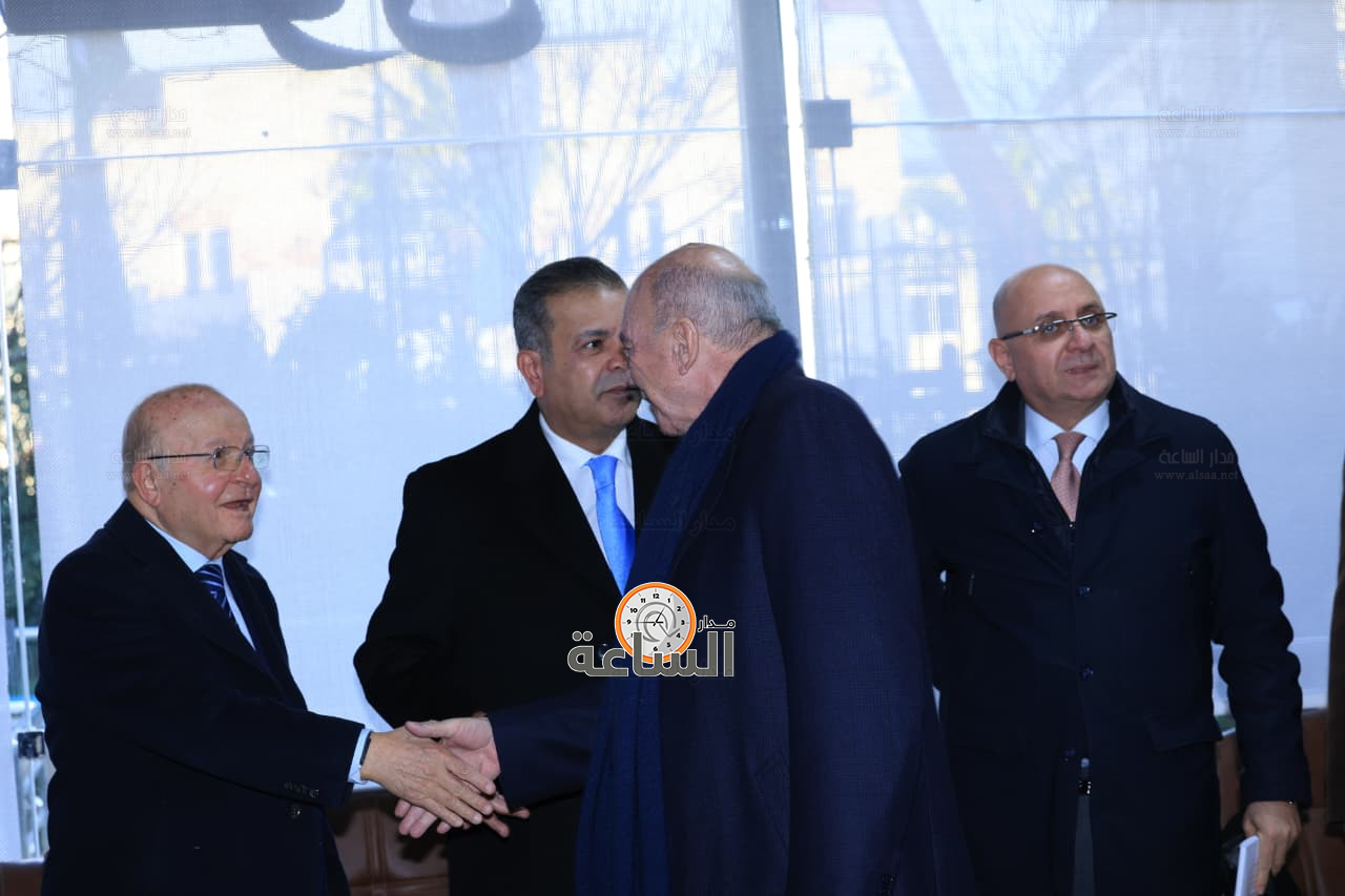 Madar Al-Saa Images 0.6887531151396489