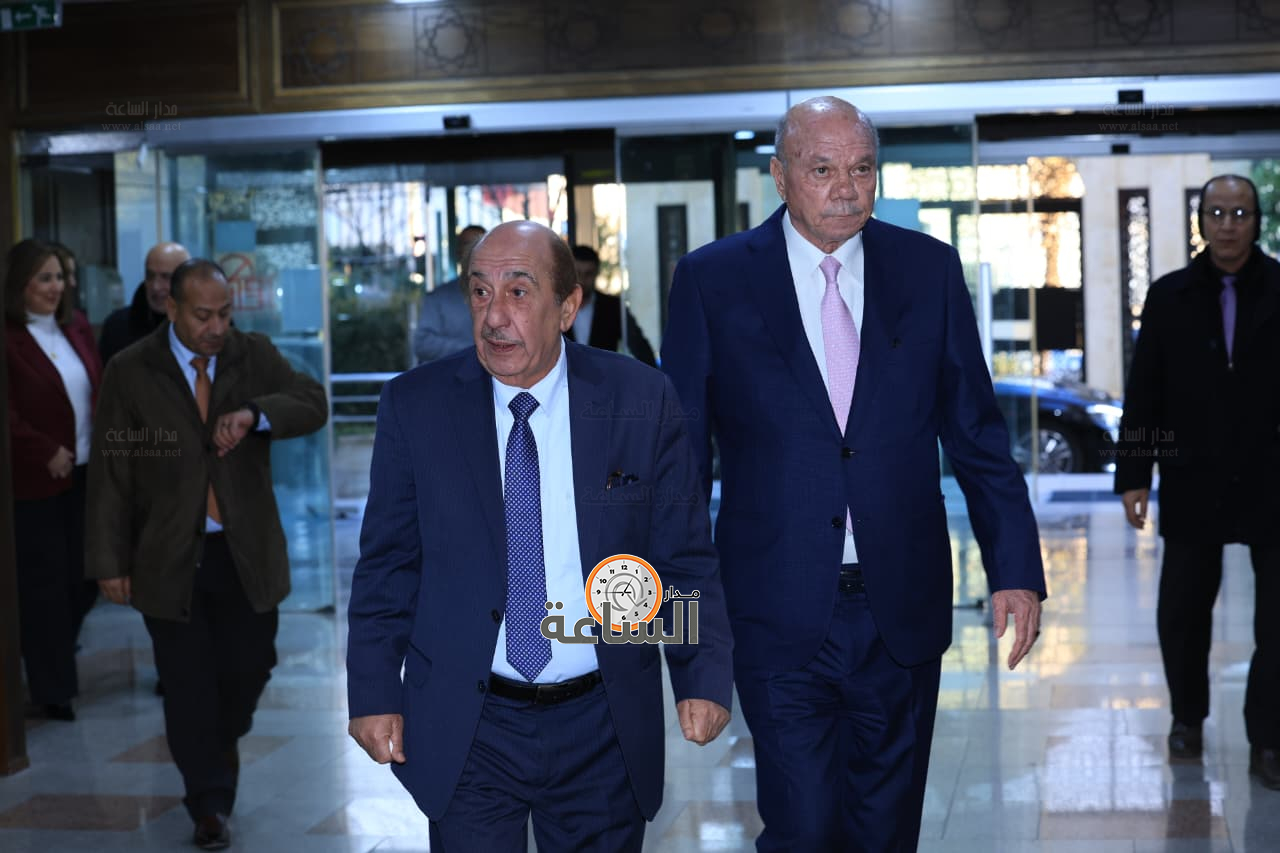 Madar Al-Saa Images 0.49888673347849966