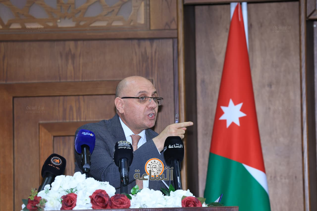 Madar Al-Saa Images 0.9874384598576426