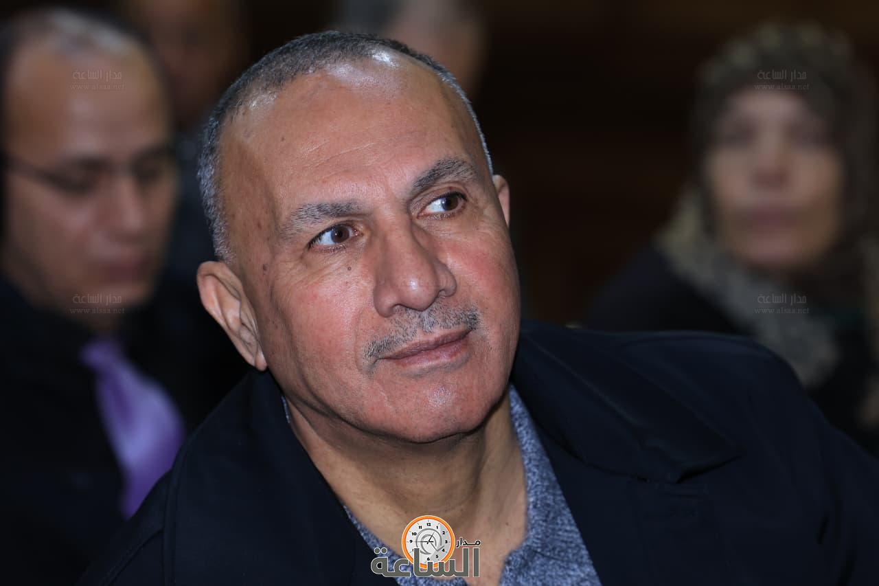 Madar Al-Saa Images 0.8655689037232839