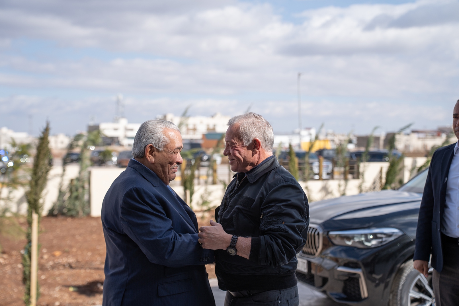 Madar Al-Saa Images 0.9971282808672153