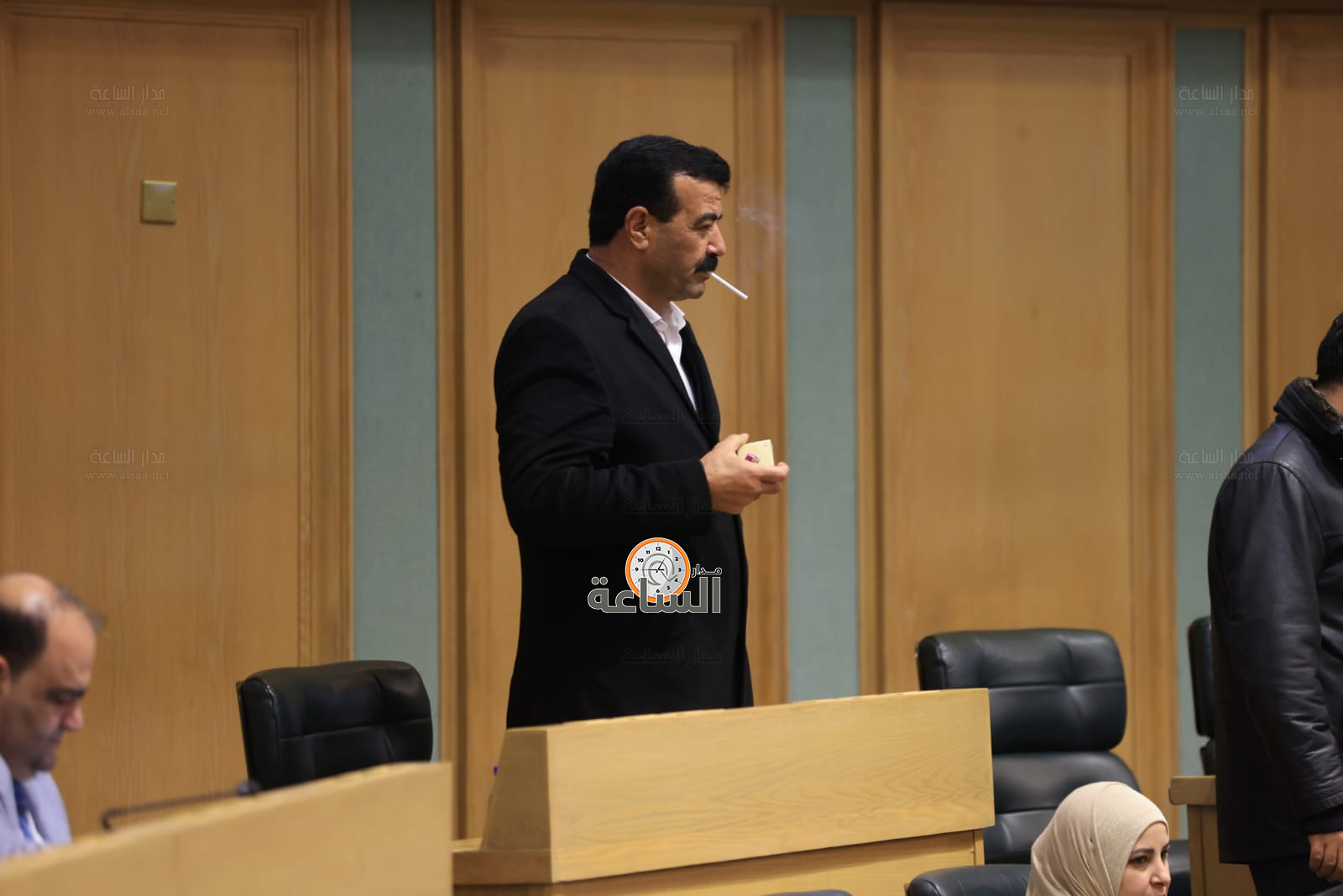 Madar Al-Saa Images 0.9975616697192184