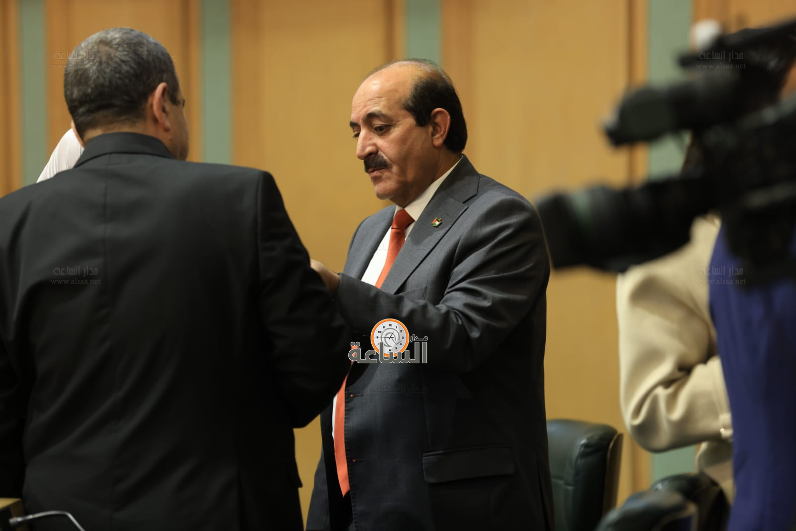 Madar Al-Saa Images 0.2787382192929423