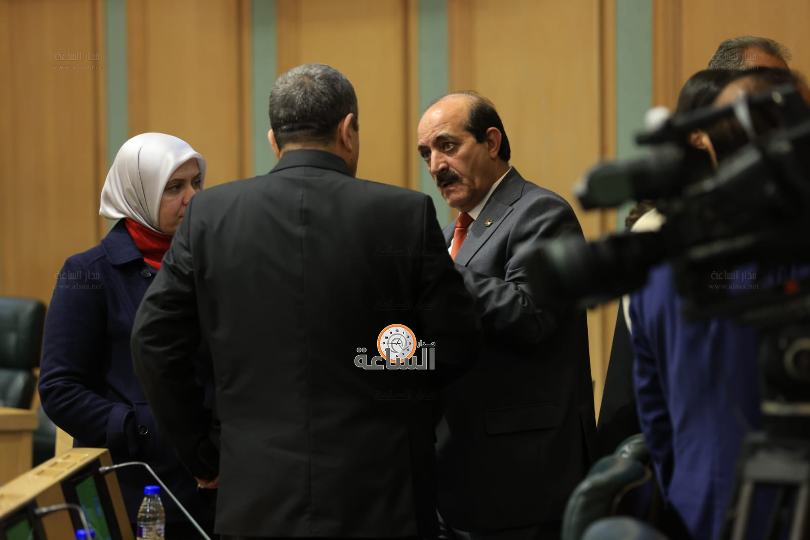 Madar Al-Saa Images 0.43833146041325466