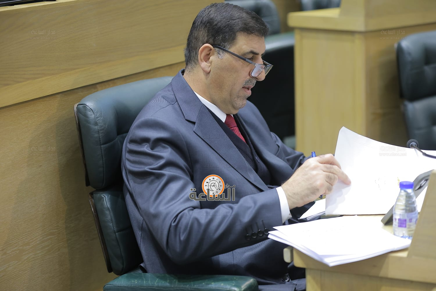 Madar Al-Saa Images 0.32853673790637394