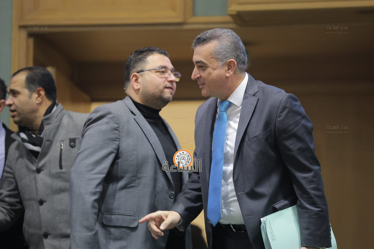 Madar Al-Saa Images 0.63952335960924