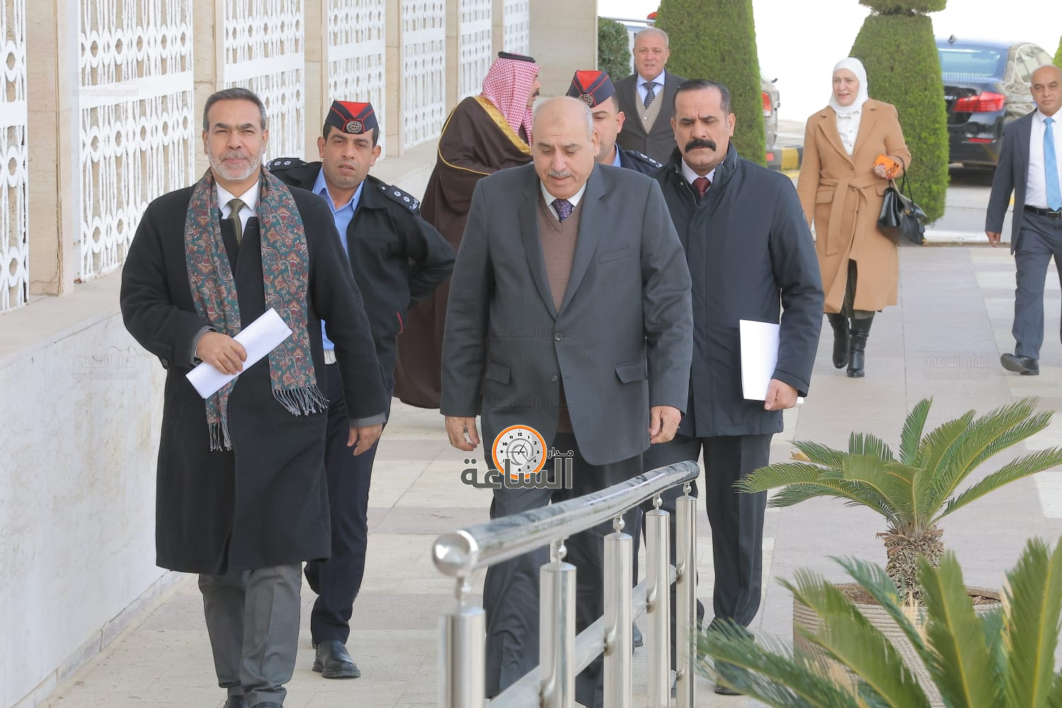 Madar Al-Saa Images 0.4142892108907671