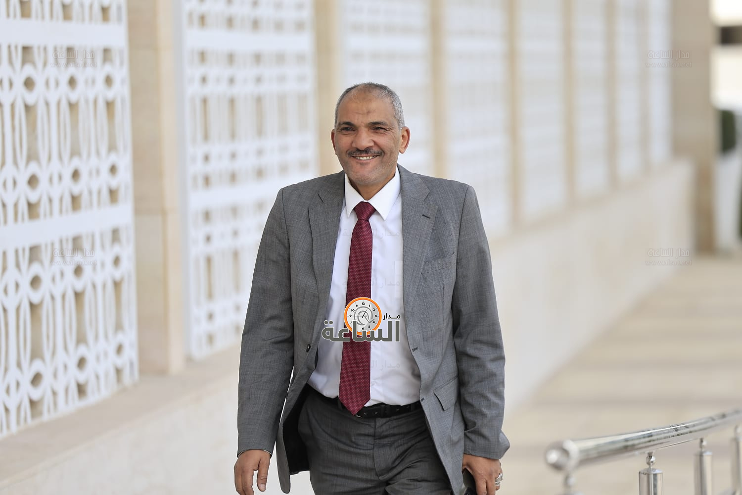 Madar Al-Saa Images 0.9561953122531609