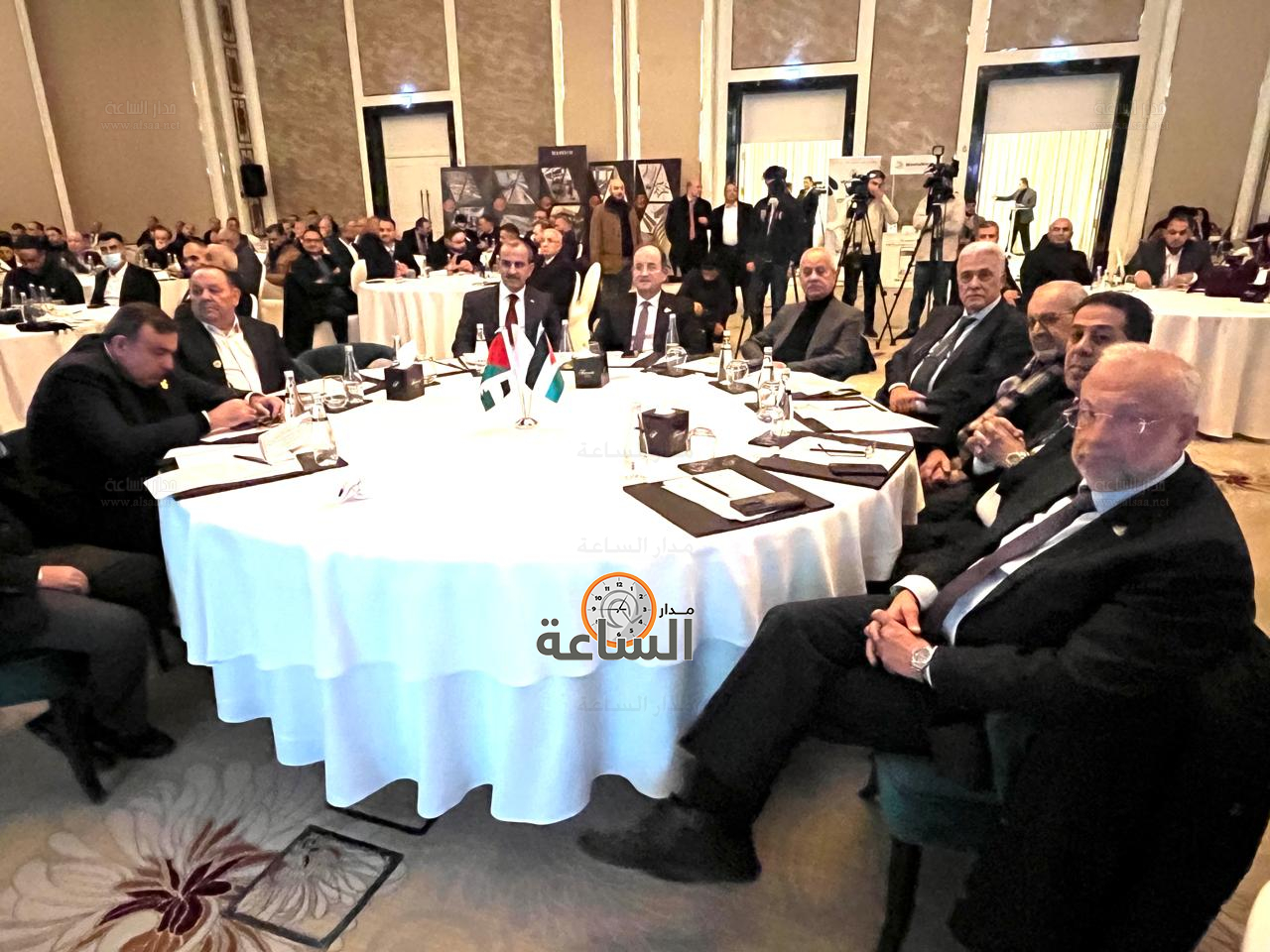 Madar Al-Saa Images 0.7476245347720136