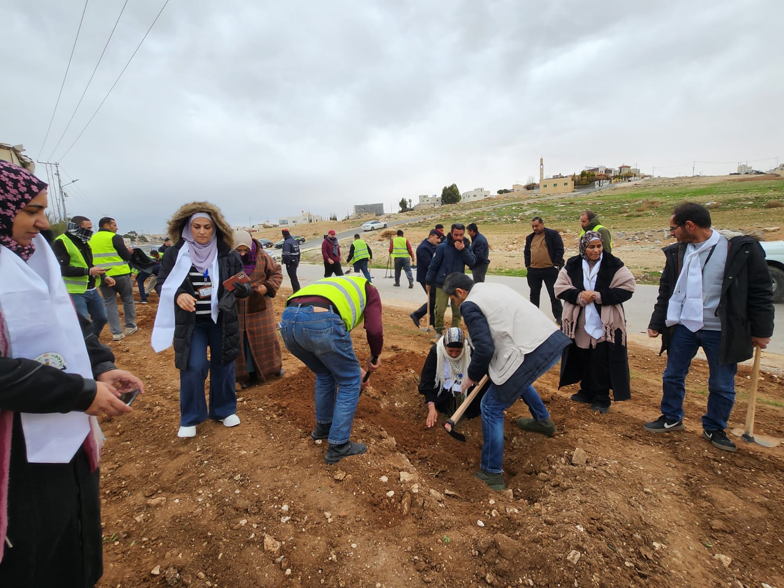 Madar Al-Saa Images 0.5648160770585975