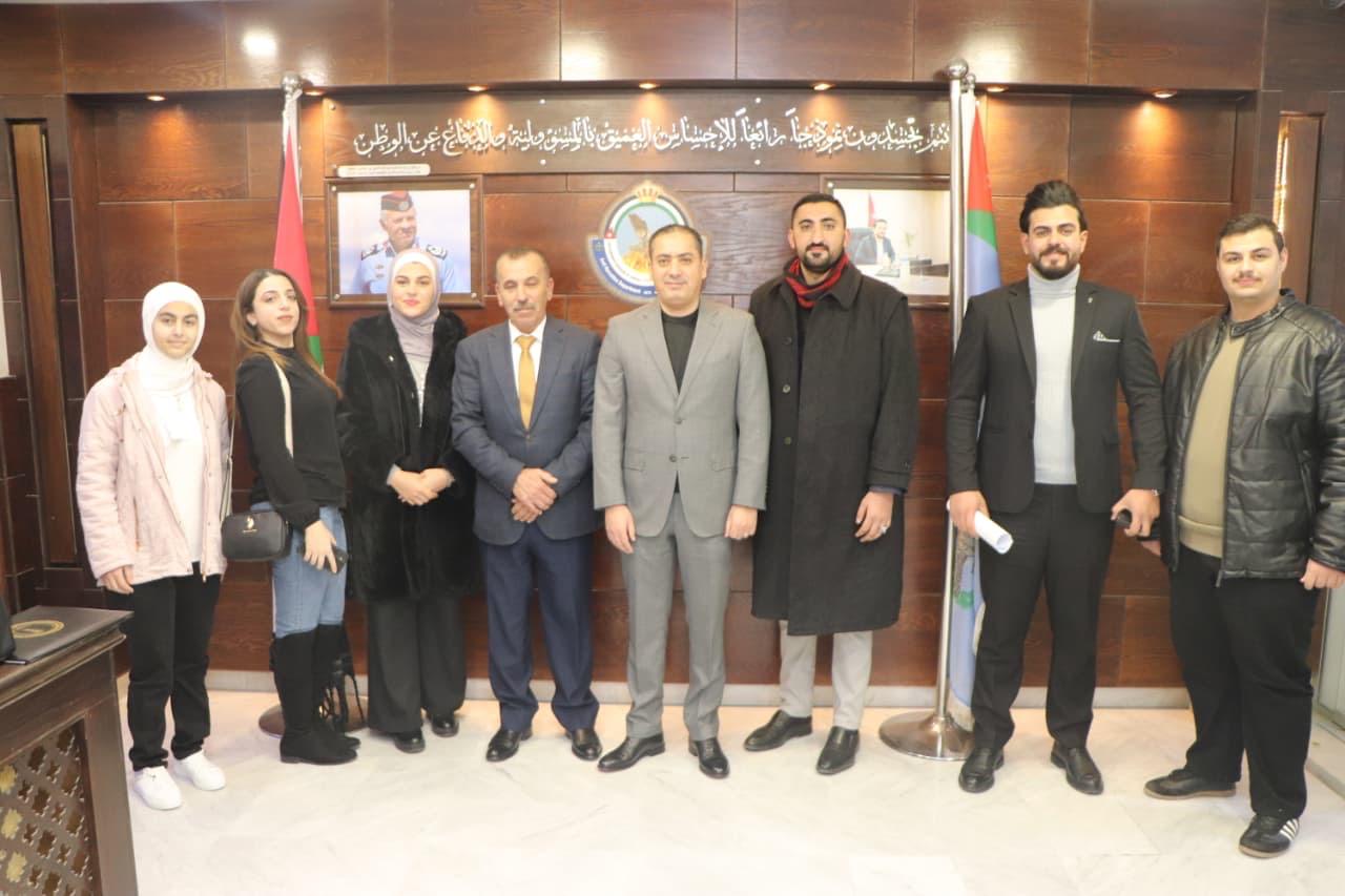 Madar Al-Saa Images 0.4073125027182345