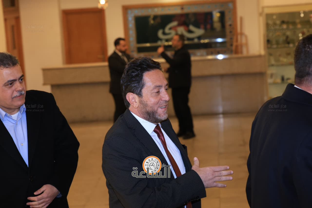 Madar Al-Saa Images 0.6896717217160343