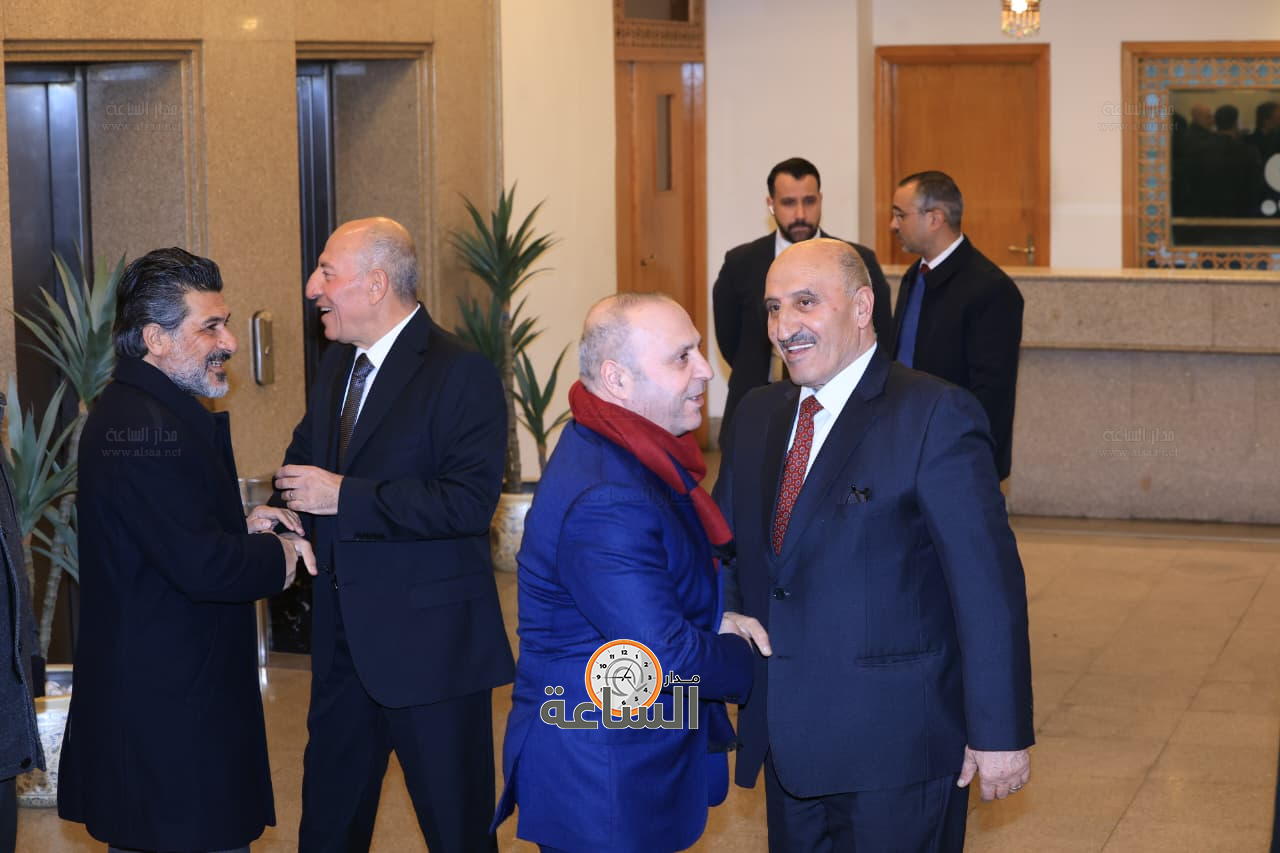 Madar Al-Saa Images 0.20515497413926997