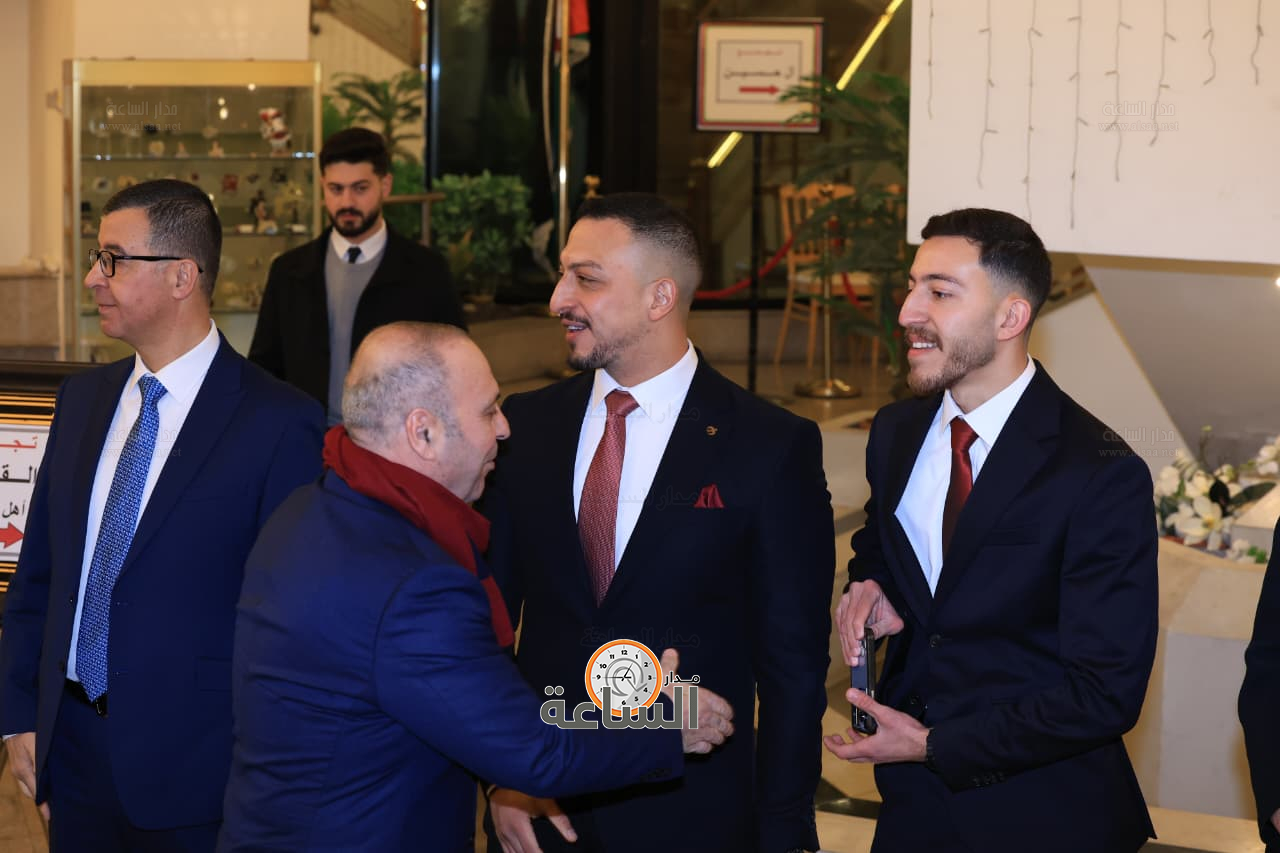 Madar Al-Saa Images 0.41231981047504995