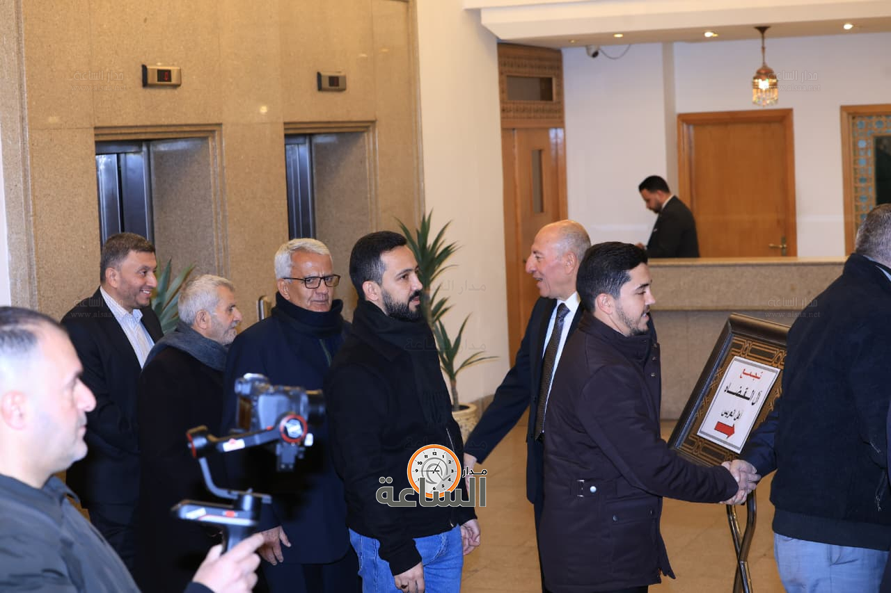 Madar Al-Saa Images 0.8601266084648593