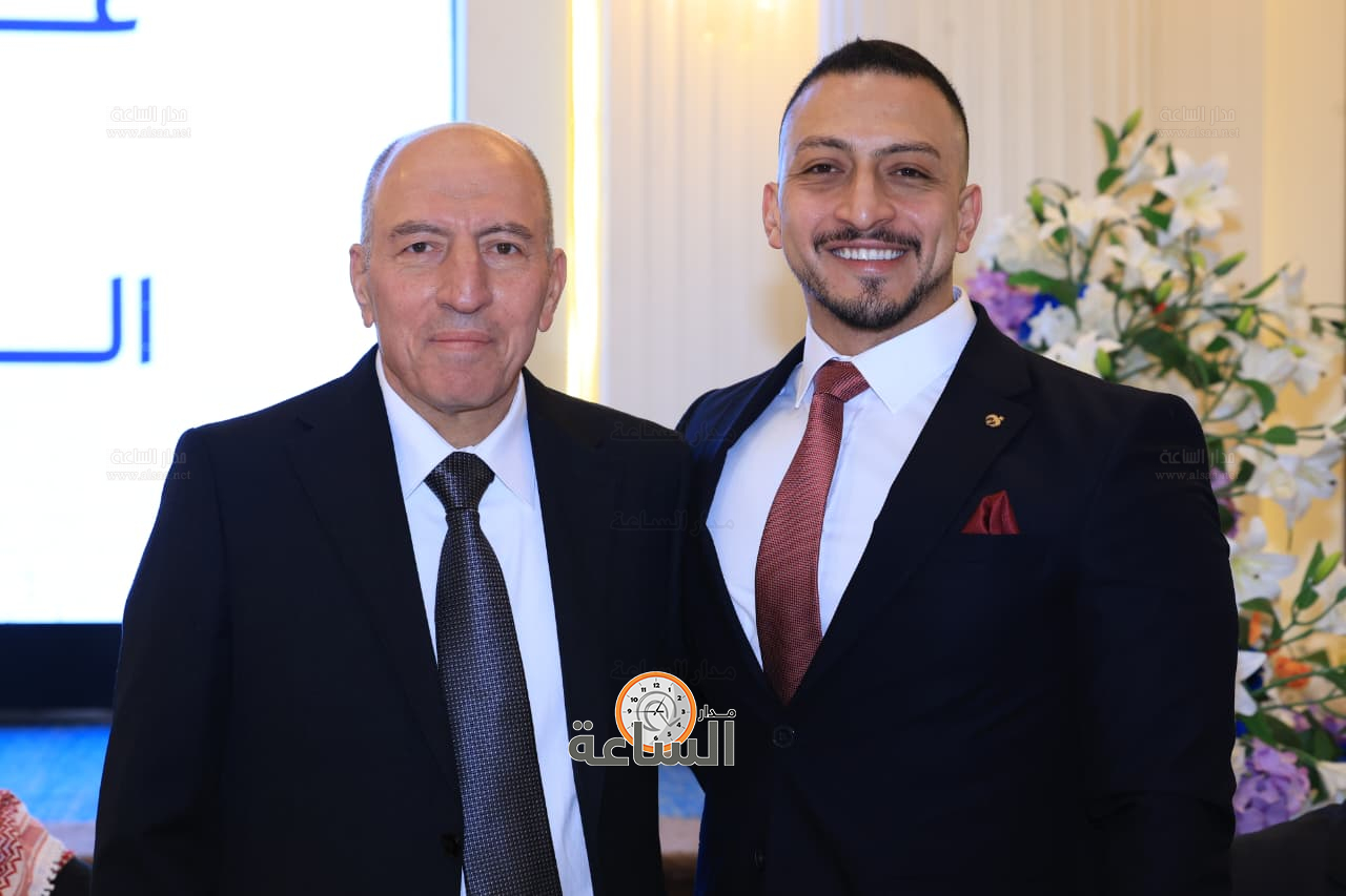 Madar Al-Saa Images 0.16052759928911764