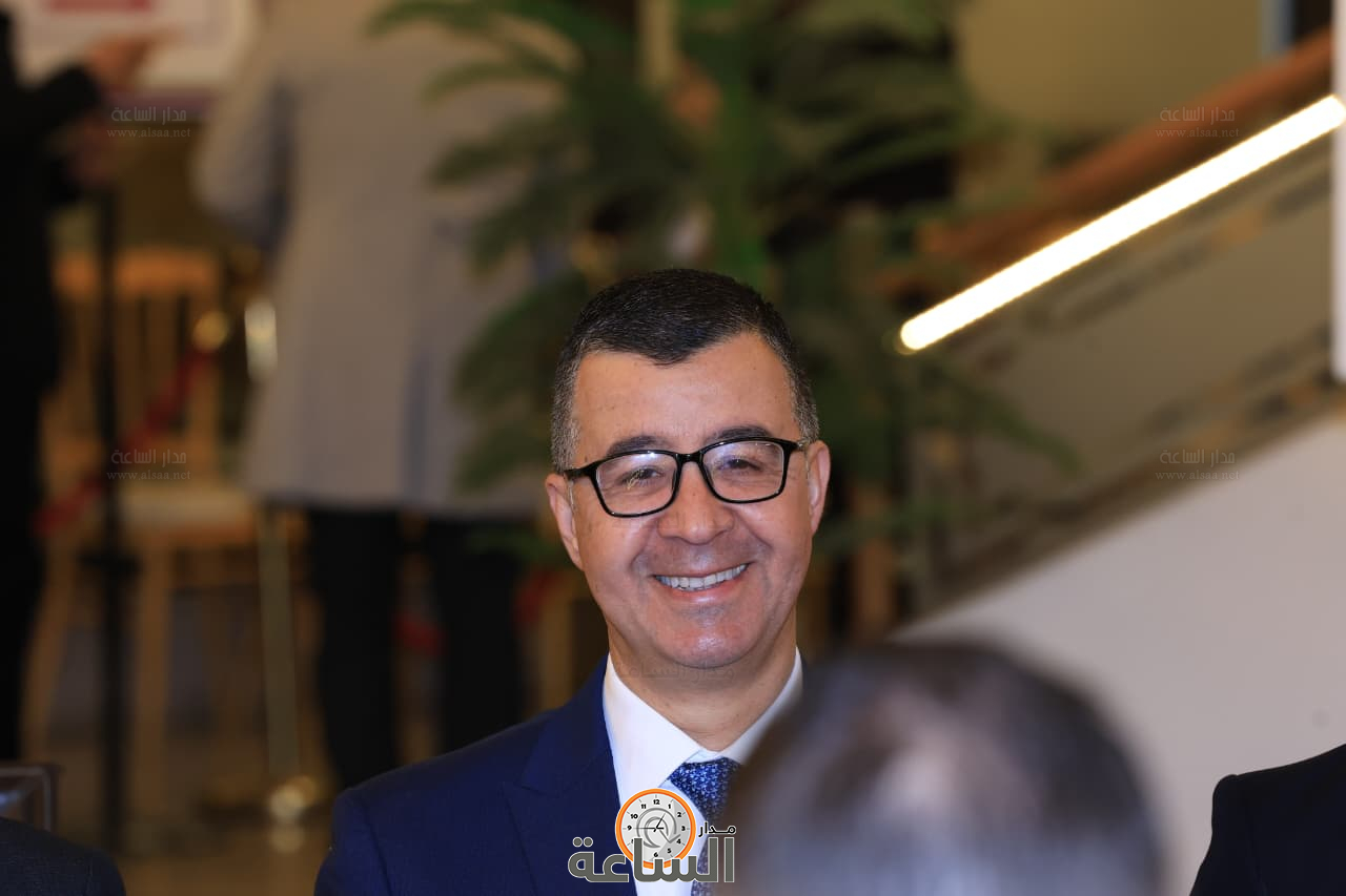 Madar Al-Saa Images 0.4083699628881442