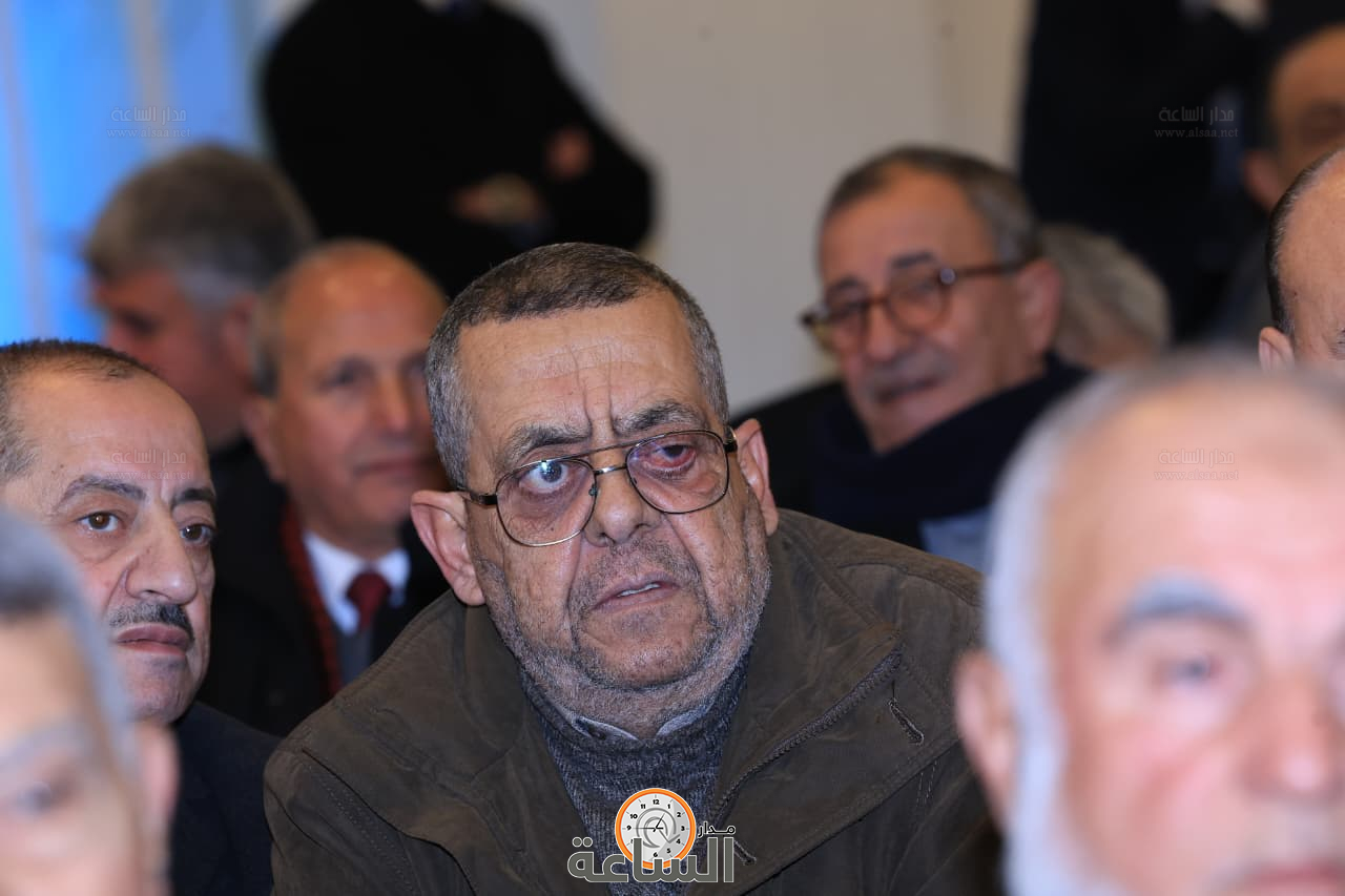 Madar Al-Saa Images 0.58952656838445