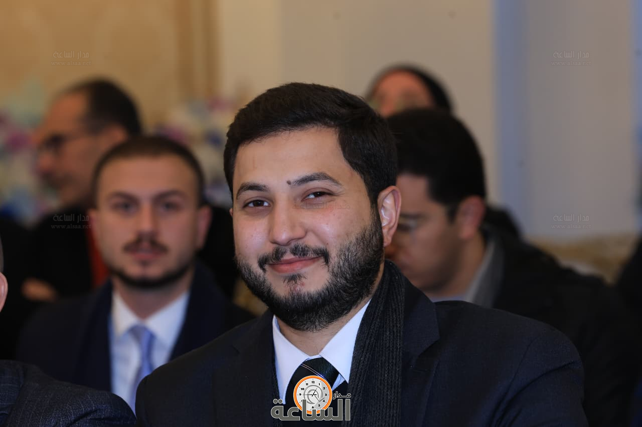 Madar Al-Saa Images 0.12965431044455