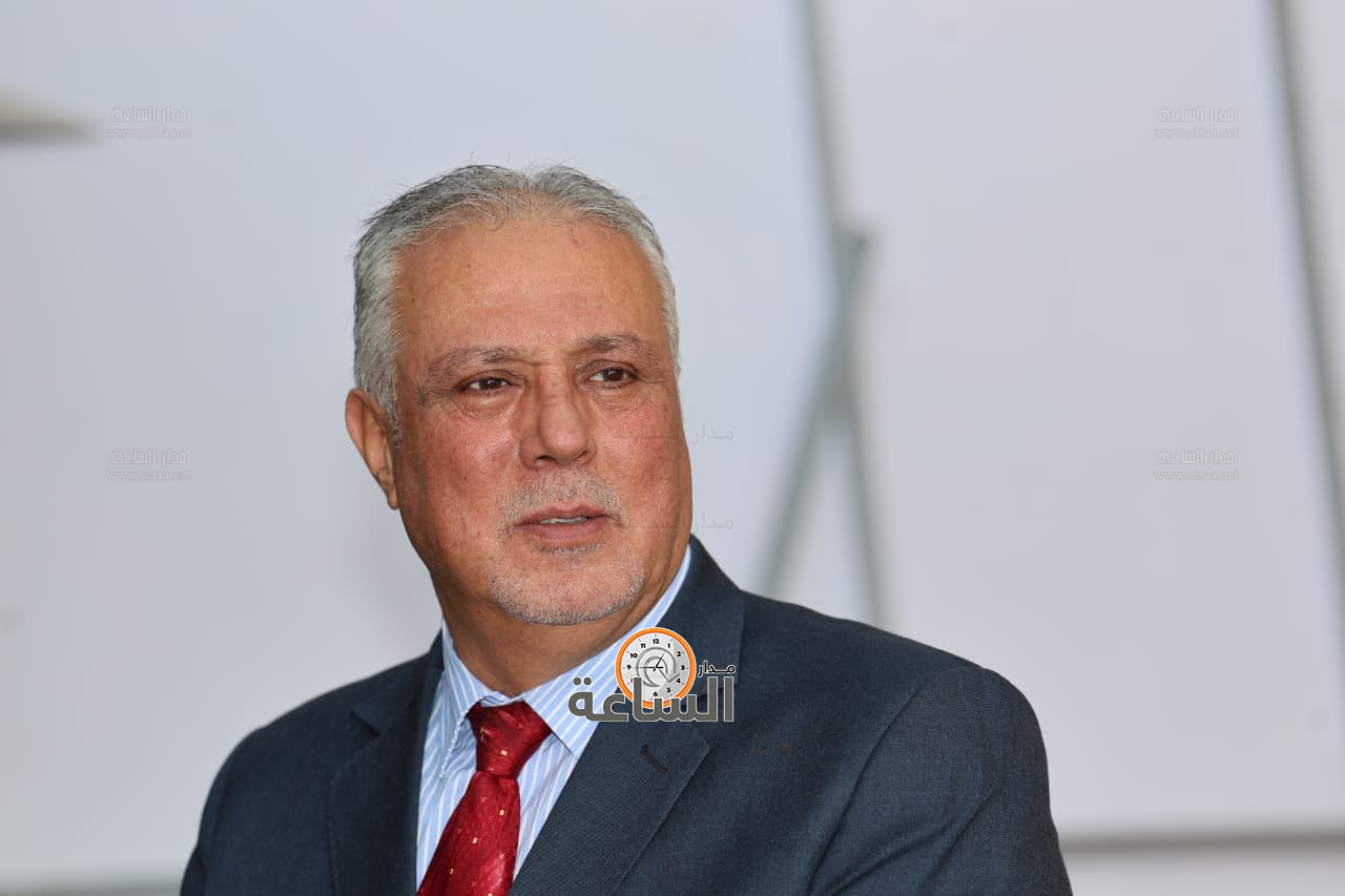 Madar Al-Saa Images 0.46998153446187985