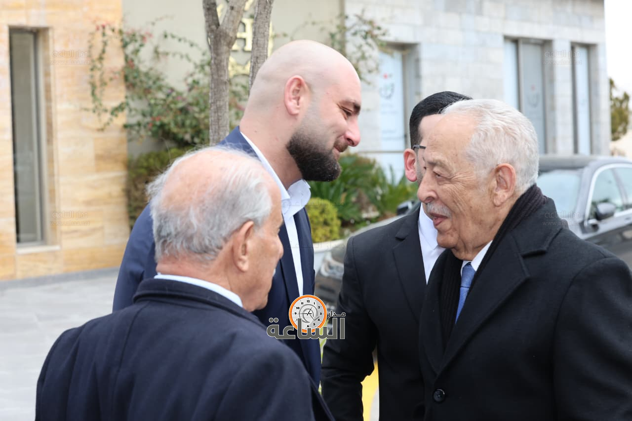 Madar Al-Saa Images 0.6912060581682298