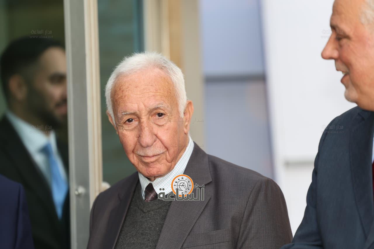 Madar Al-Saa Images 0.11481275923908241